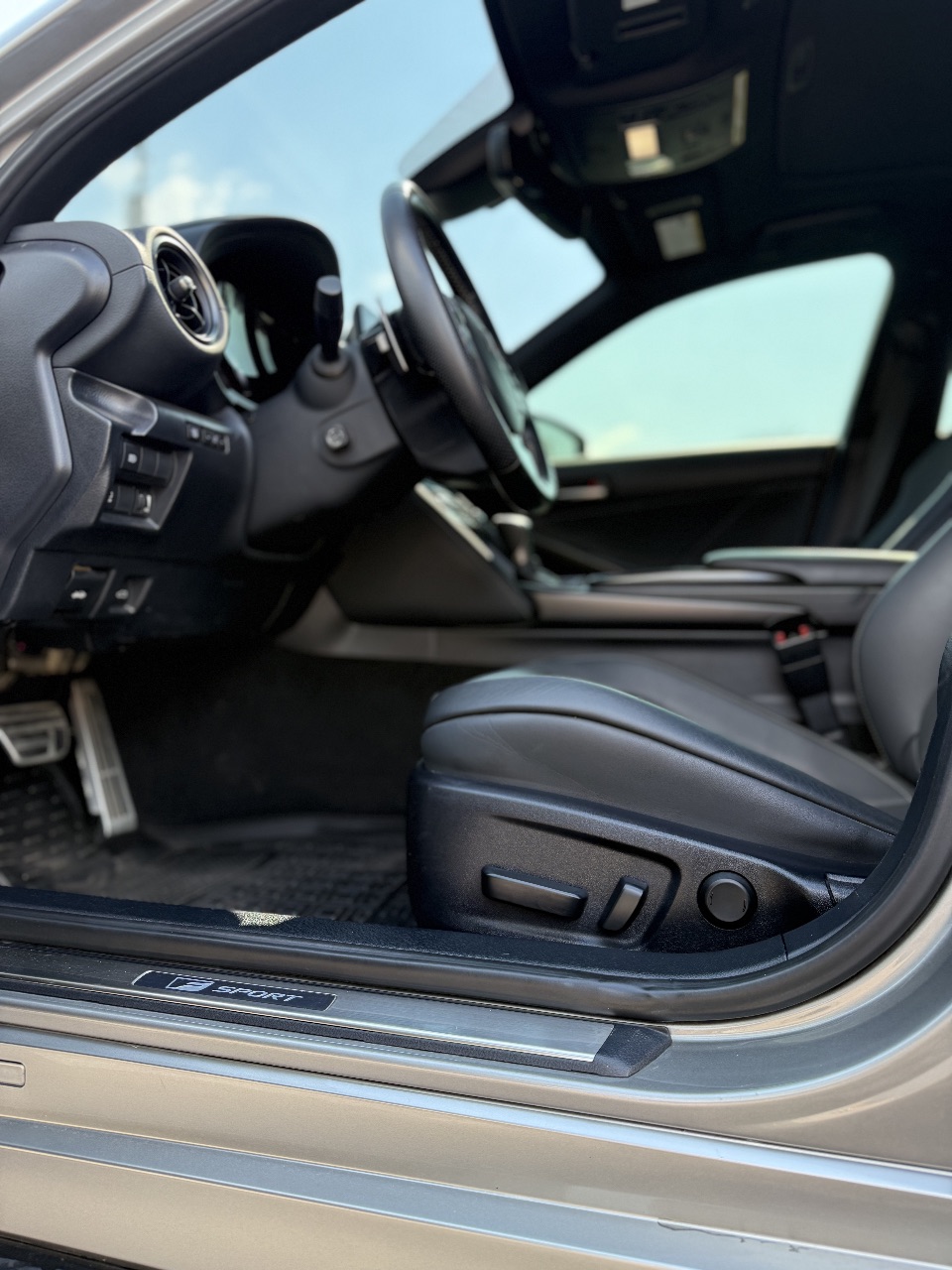 Lexus IS - фото 22