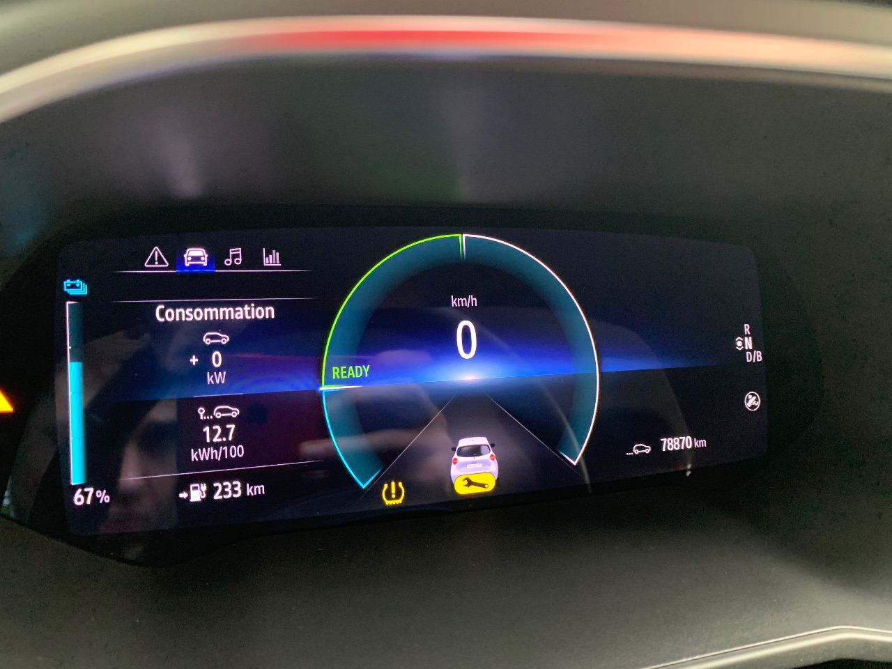 Renault ZOE - фото 12