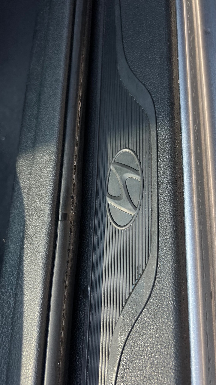 Hyundai Elantra - фото 3