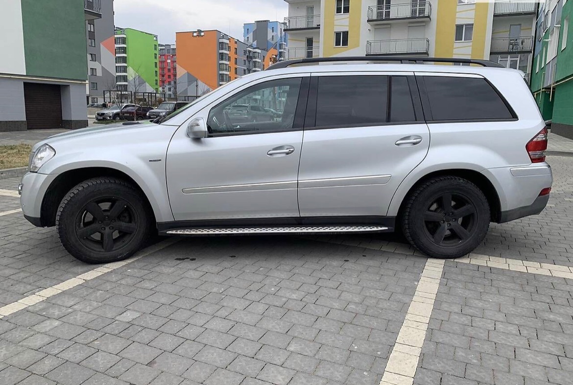 Mercedes-Benz GL-Класс - фото 10