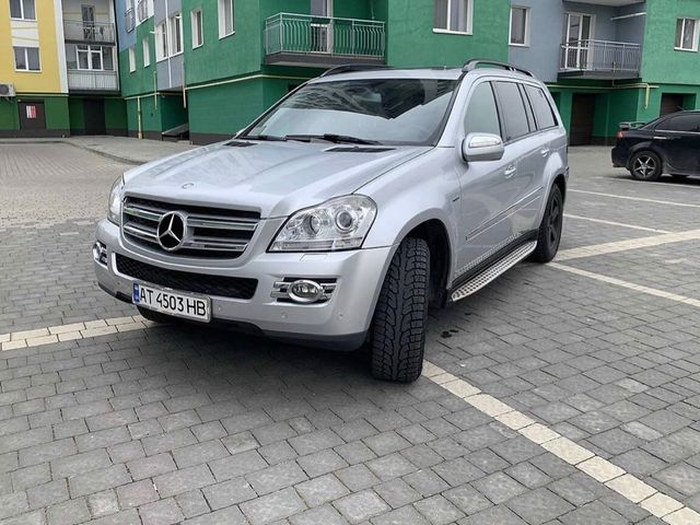Mercedes-Benz GL-Класс - фото 1