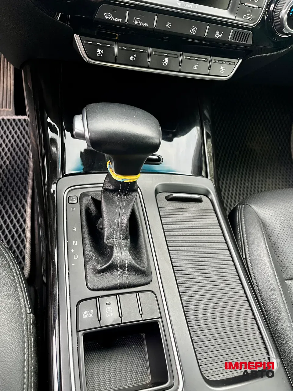 Kia Sorento - фото 19