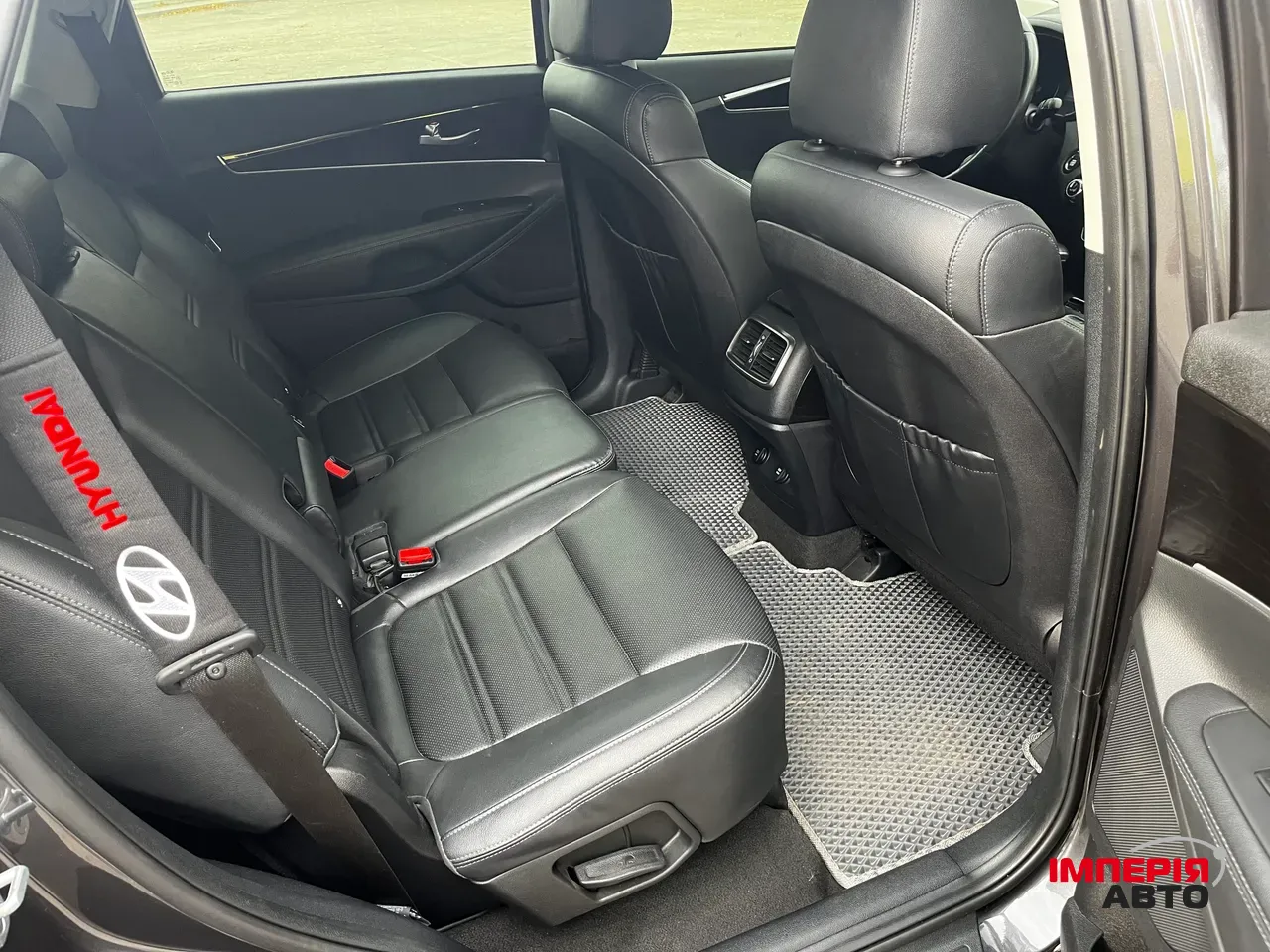 Kia Sorento - фото 17