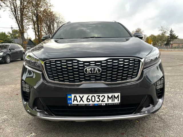 Kia Sorento - фото 3
