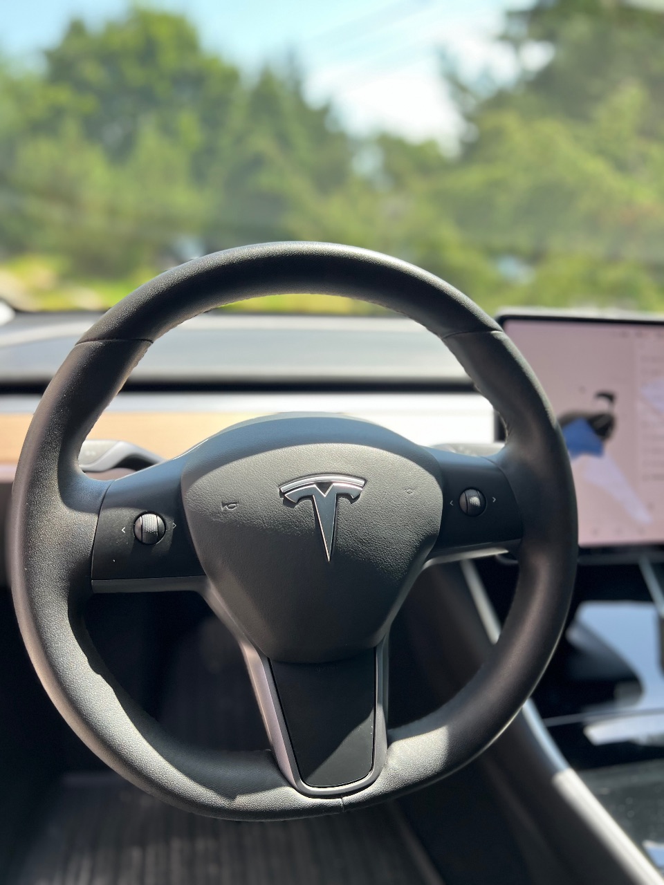 Tesla Model 3 - фото 16