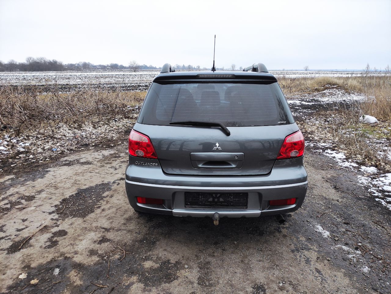 Mitsubishi Outlander - фото 5