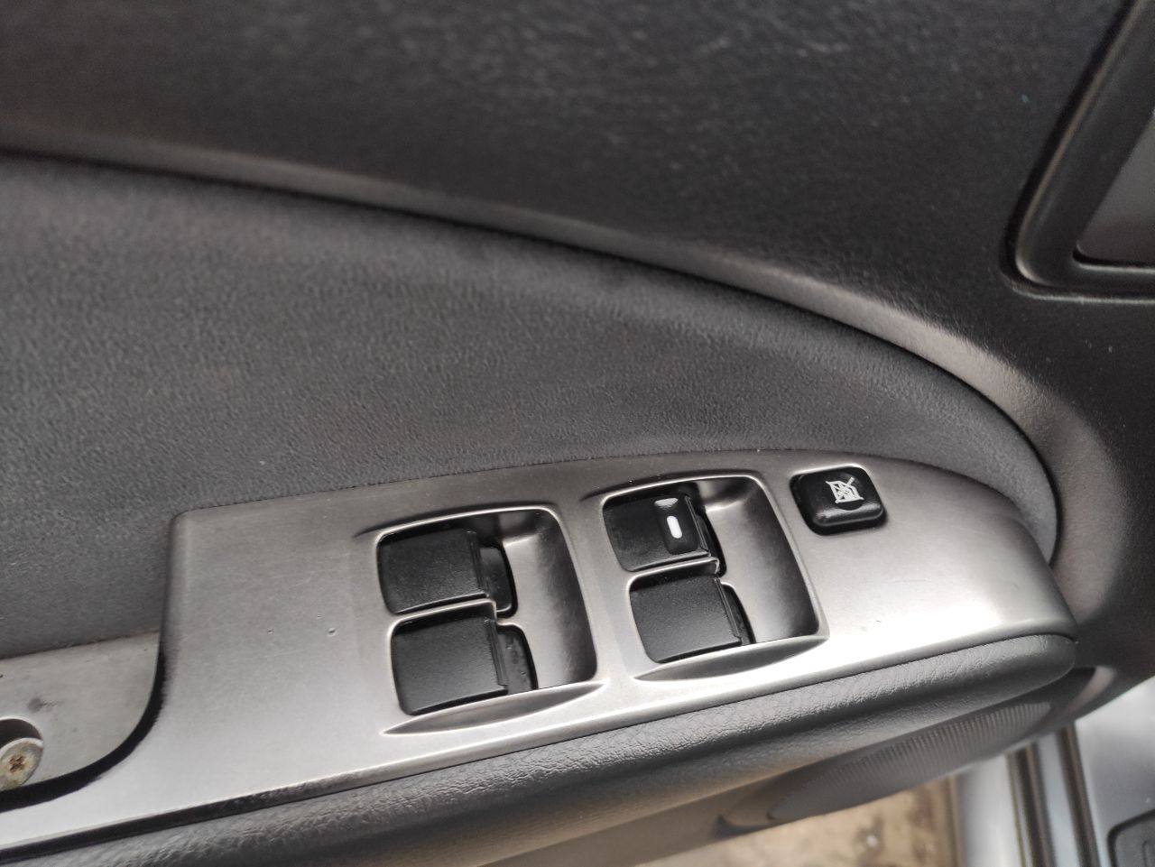 Mitsubishi Outlander - фото 20