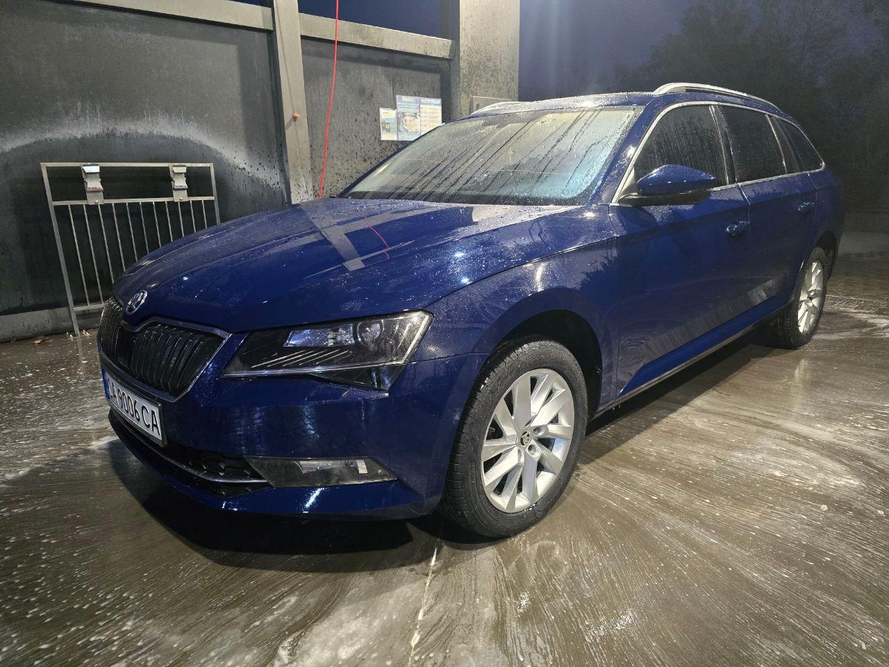 Skoda Superb - фото 15
