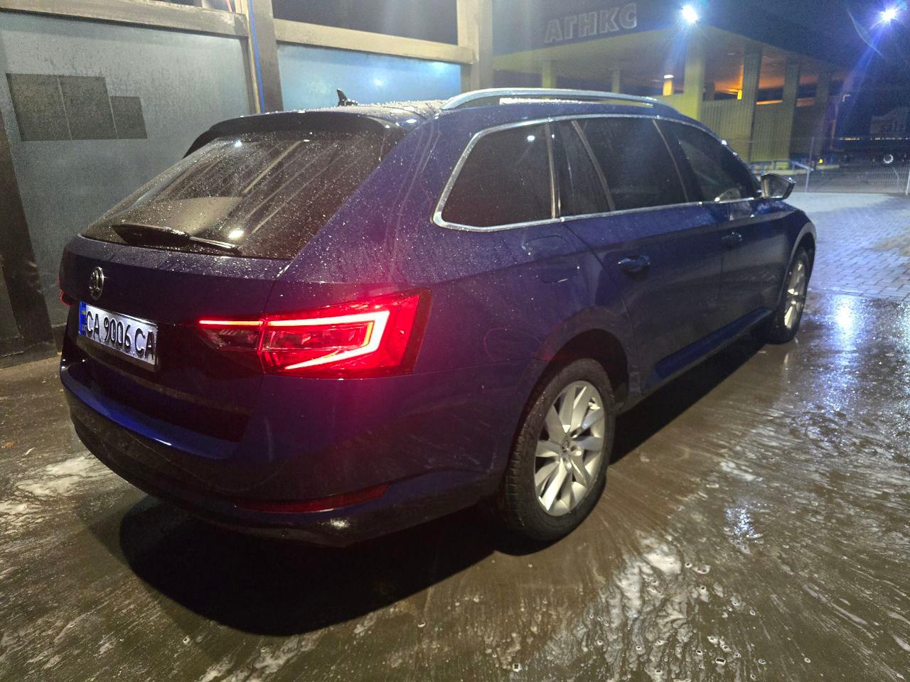 Skoda Superb - фото 3