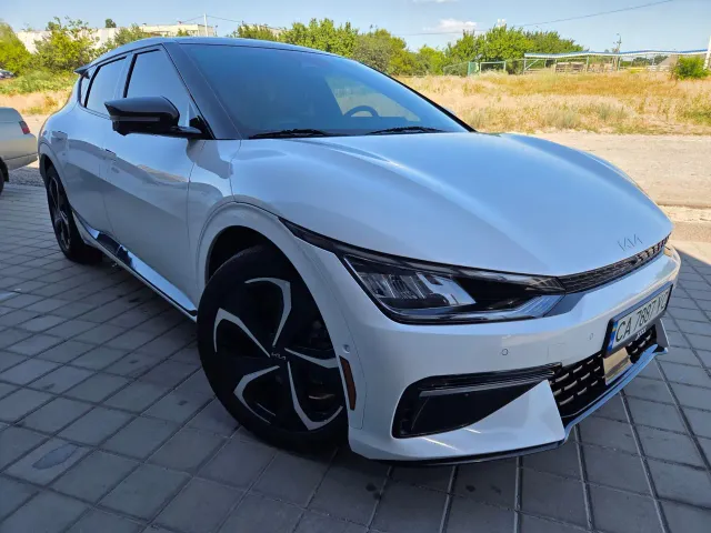 Kia EV6 - фото 3