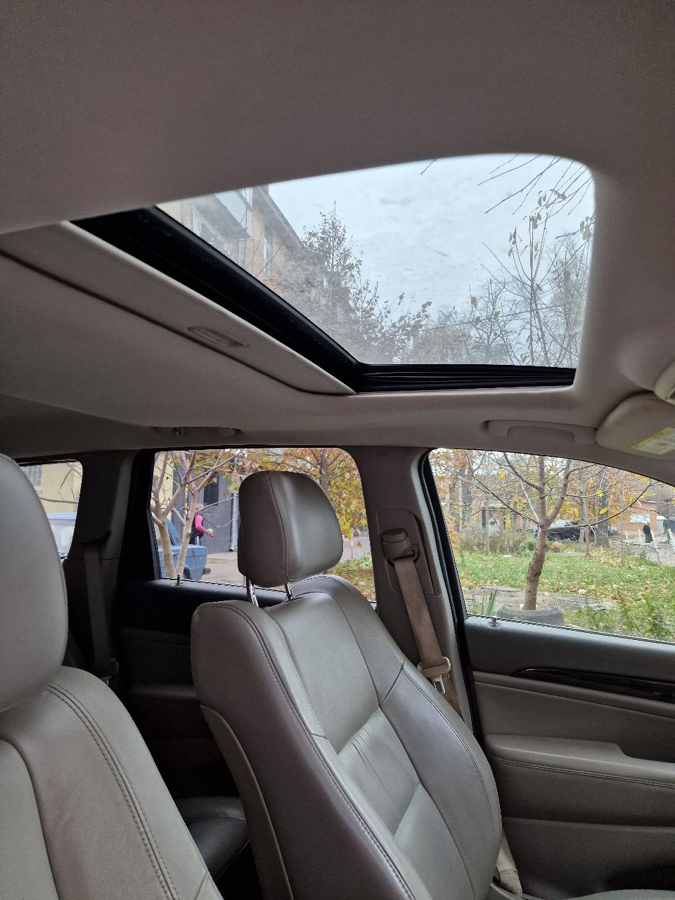 Jeep Grand Cherokee - фото 7