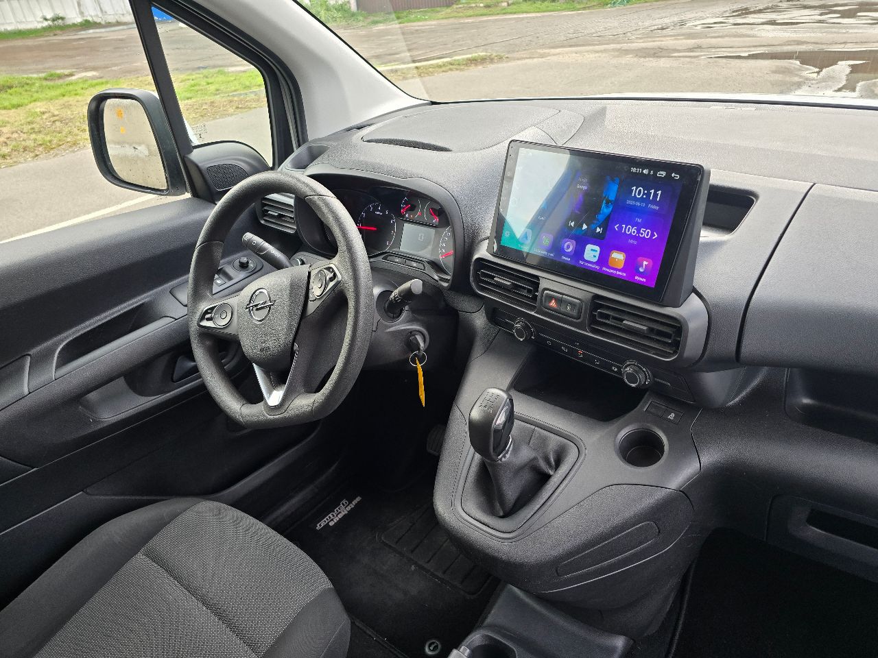 Opel Combo - фото 14