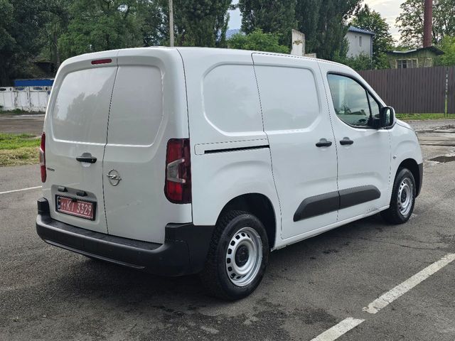 Opel Combo - фото 5
