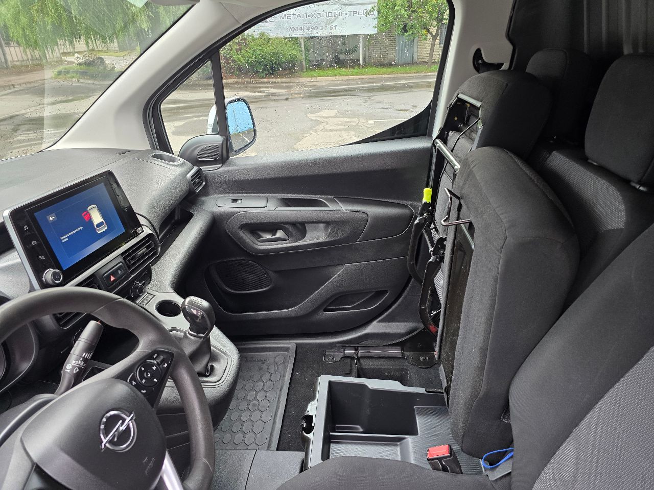 Opel Combo - фото 16