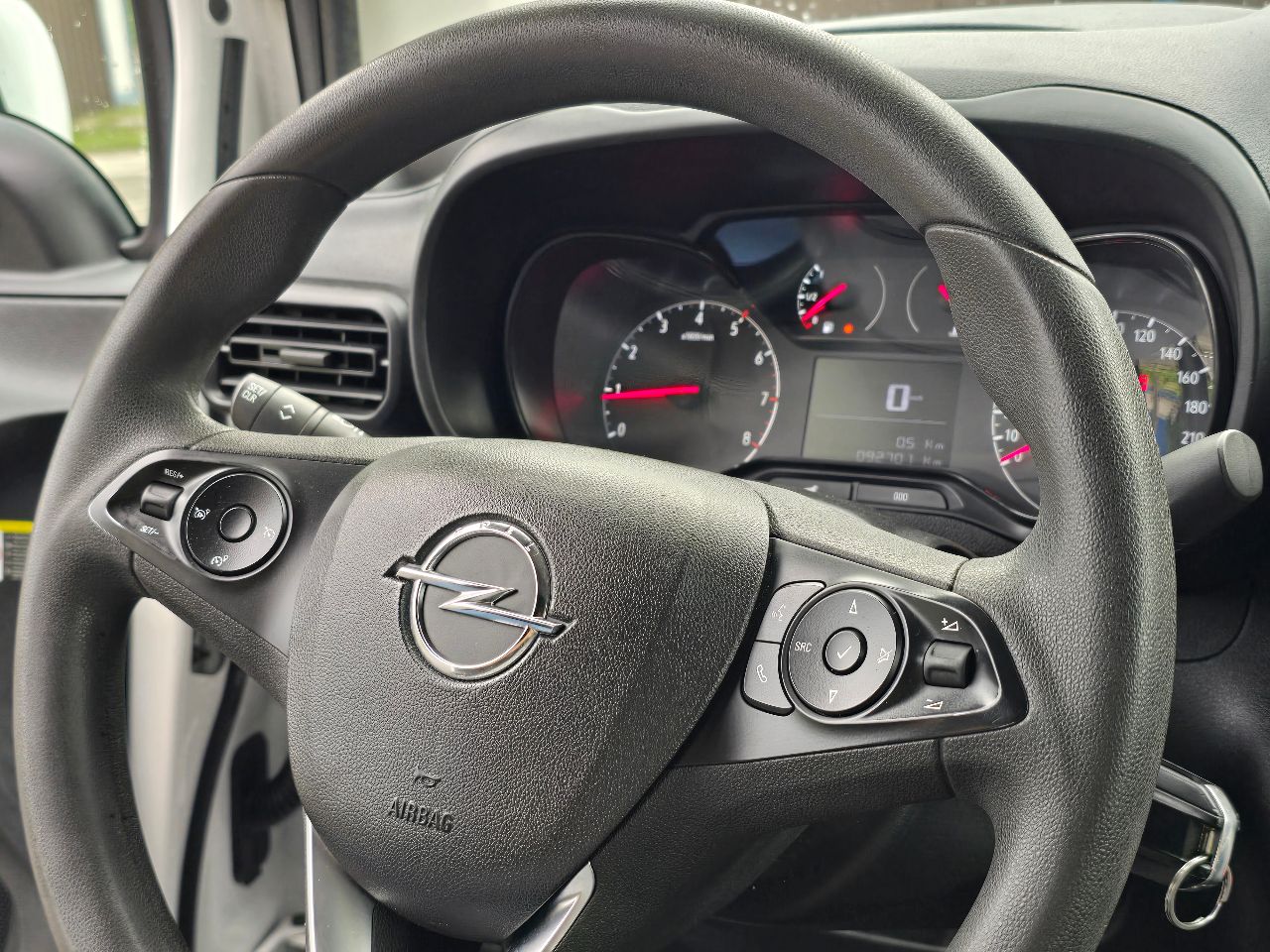 Opel Combo - фото 14