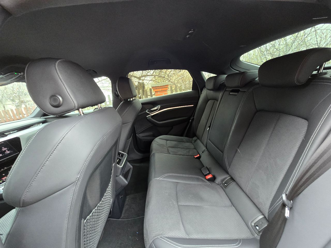 Audi e-tron Sportback - фото 20