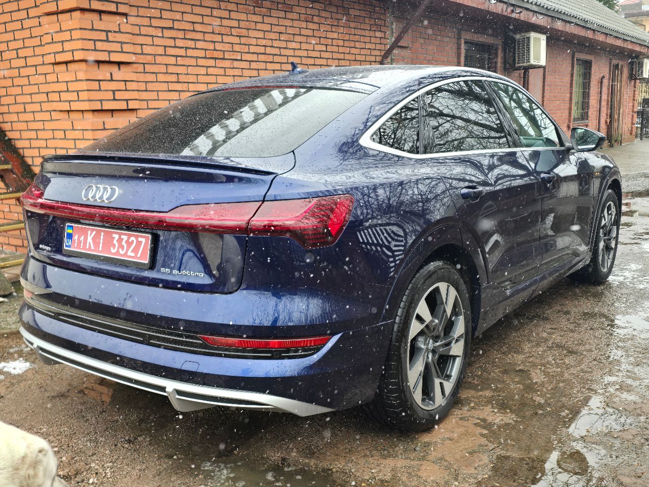 Audi e-tron Sportback - фото 3
