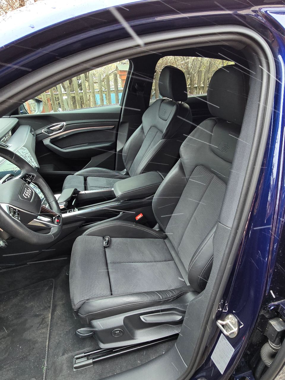 Audi e-tron Sportback - фото 10