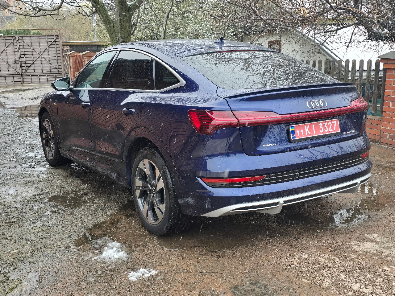 Audi e-tron Sportback - фото 18