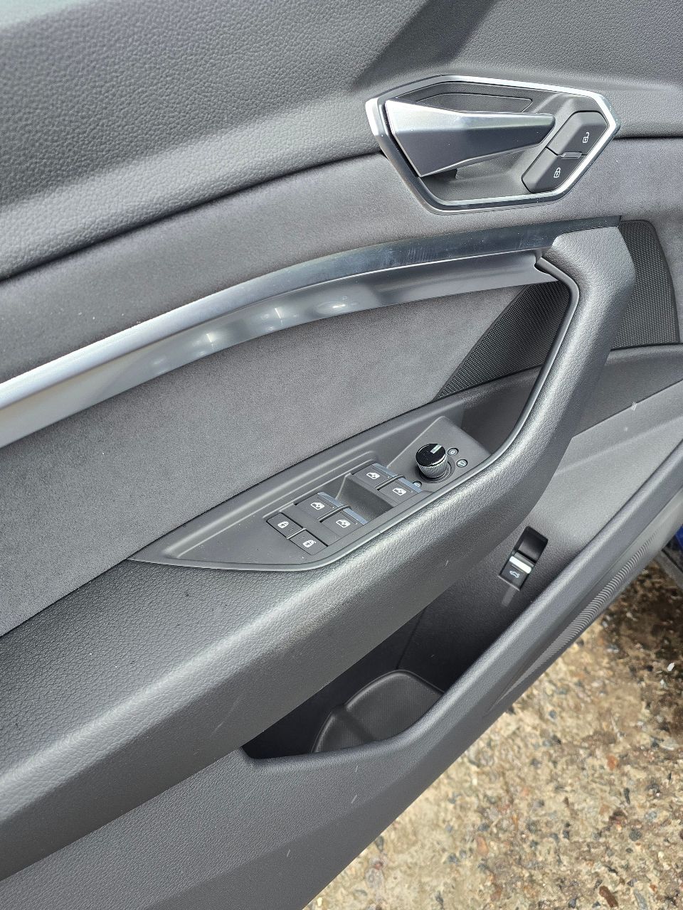 Audi e-tron Sportback - фото 12