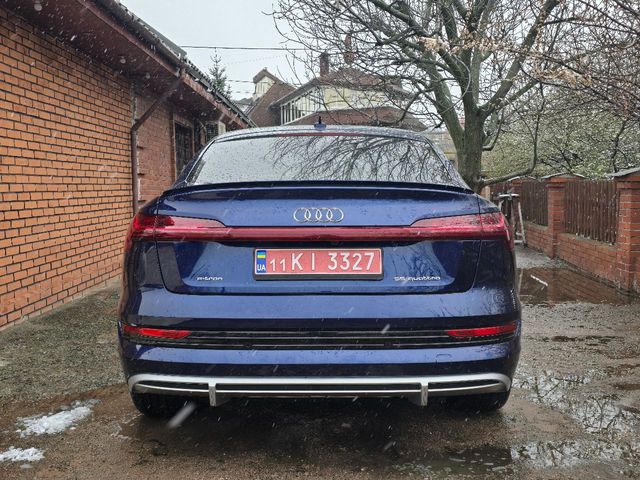 Audi e-tron Sportback - зображення 1