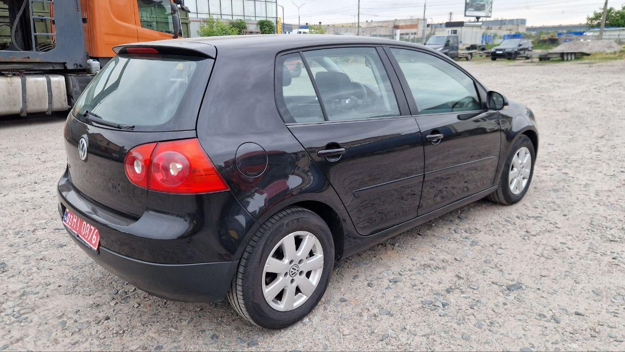 Volkswagen Golf - фото 14