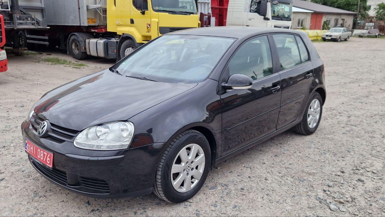 Volkswagen Golf - фото 13