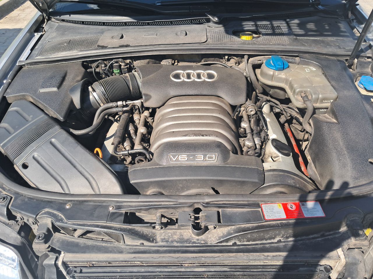 Audi A4 - фото 12