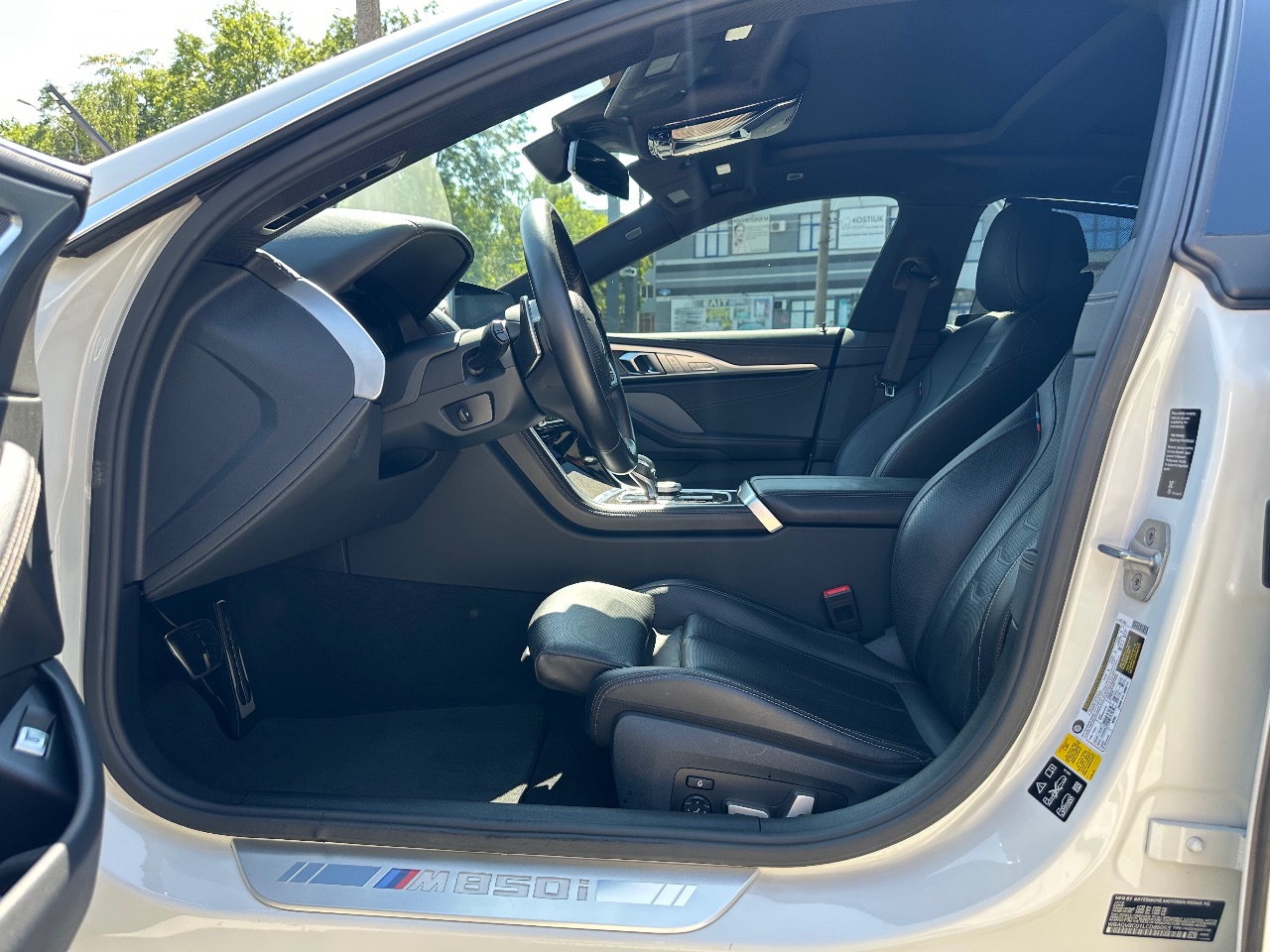 BMW 8 серії - фото 4