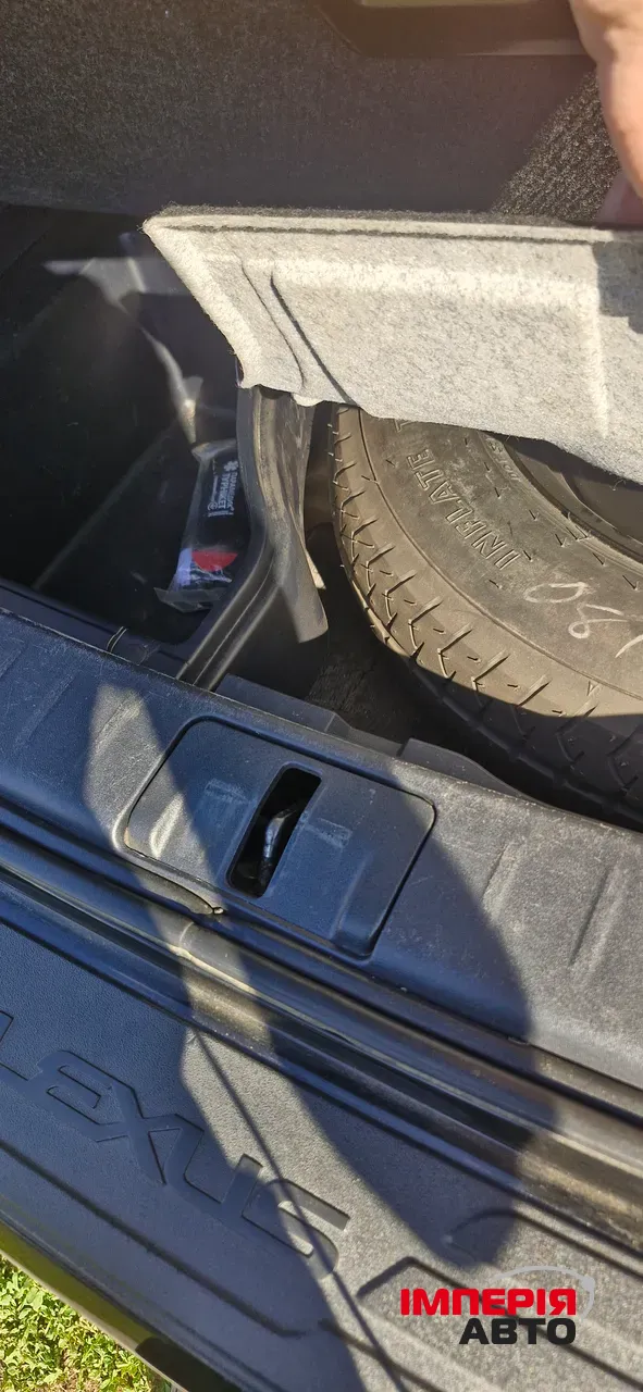 Lexus RX - фото 21