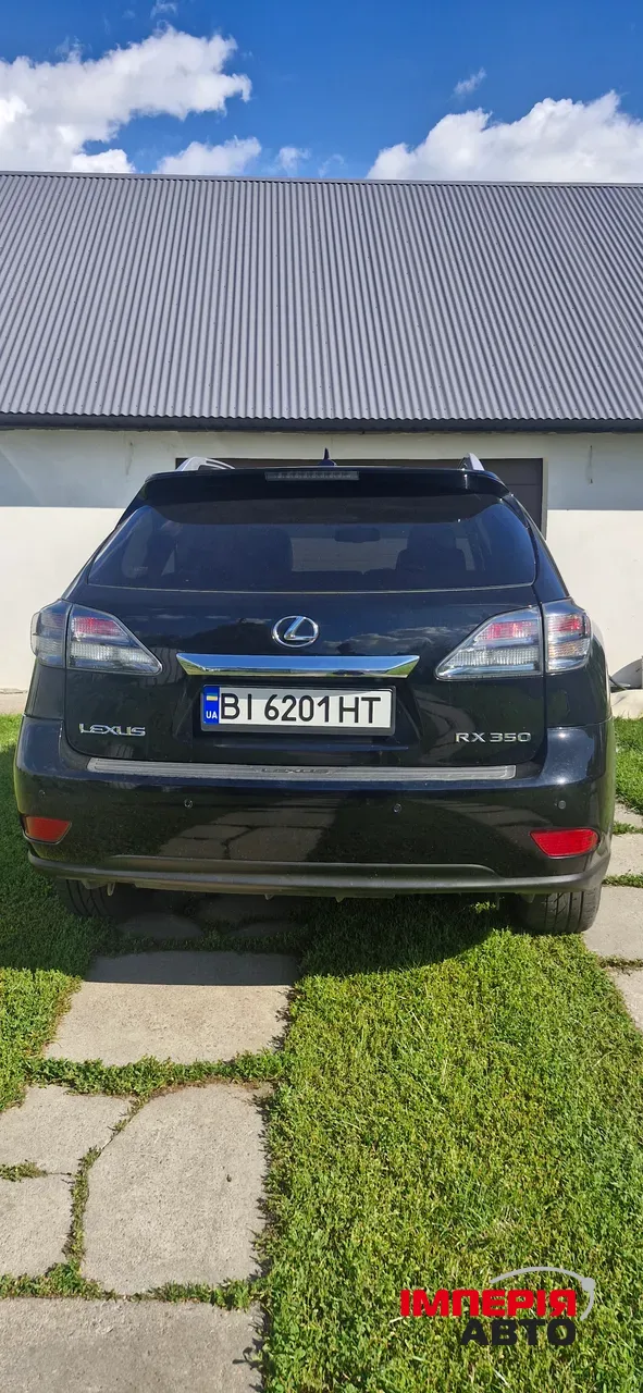 Lexus RX - фото 2