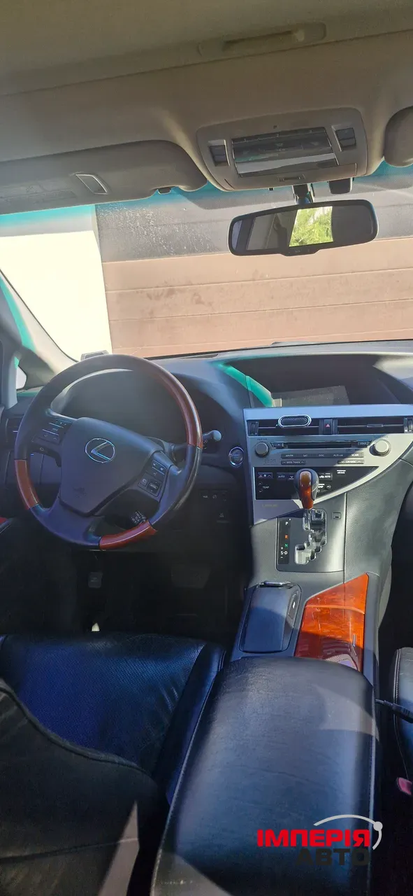 Lexus RX - фото 7