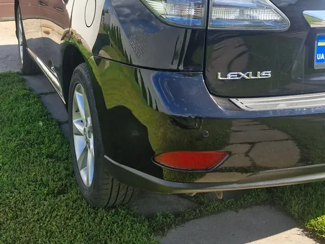 Lexus RX - фото 4
