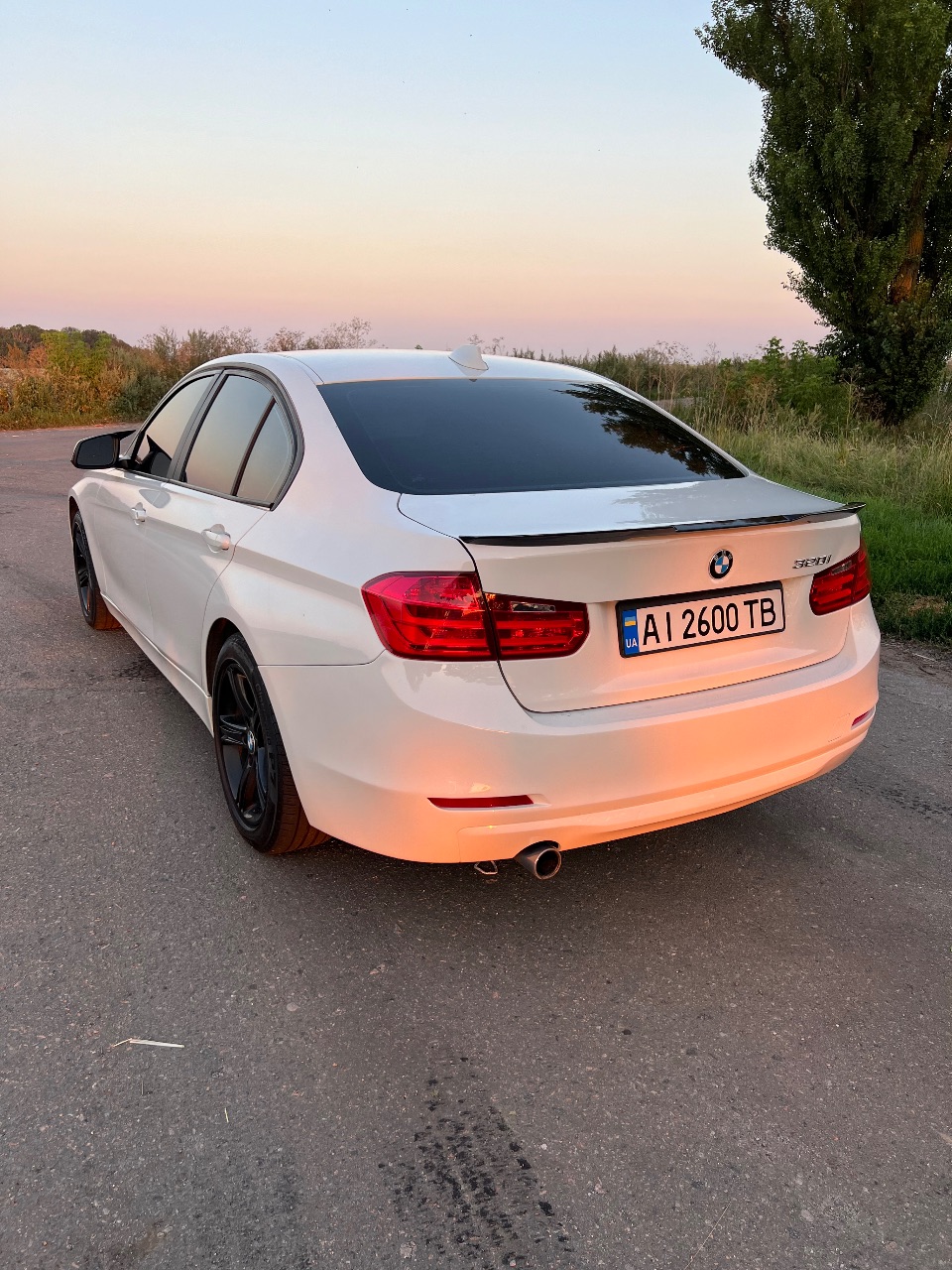 BMW 3 серії - фото 11
