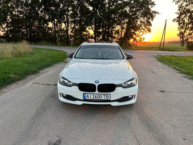 BMW 3 серії - фото 1