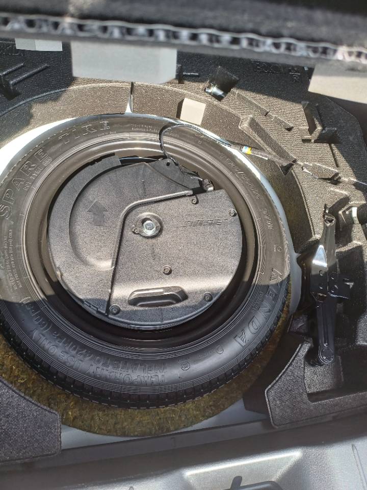 Mazda 3 - фото 7