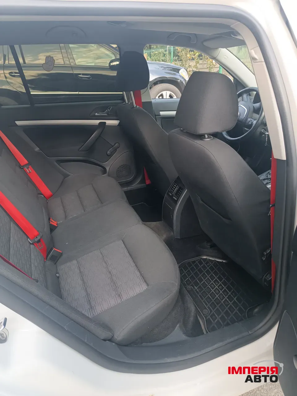 Skoda Octavia - фото 1