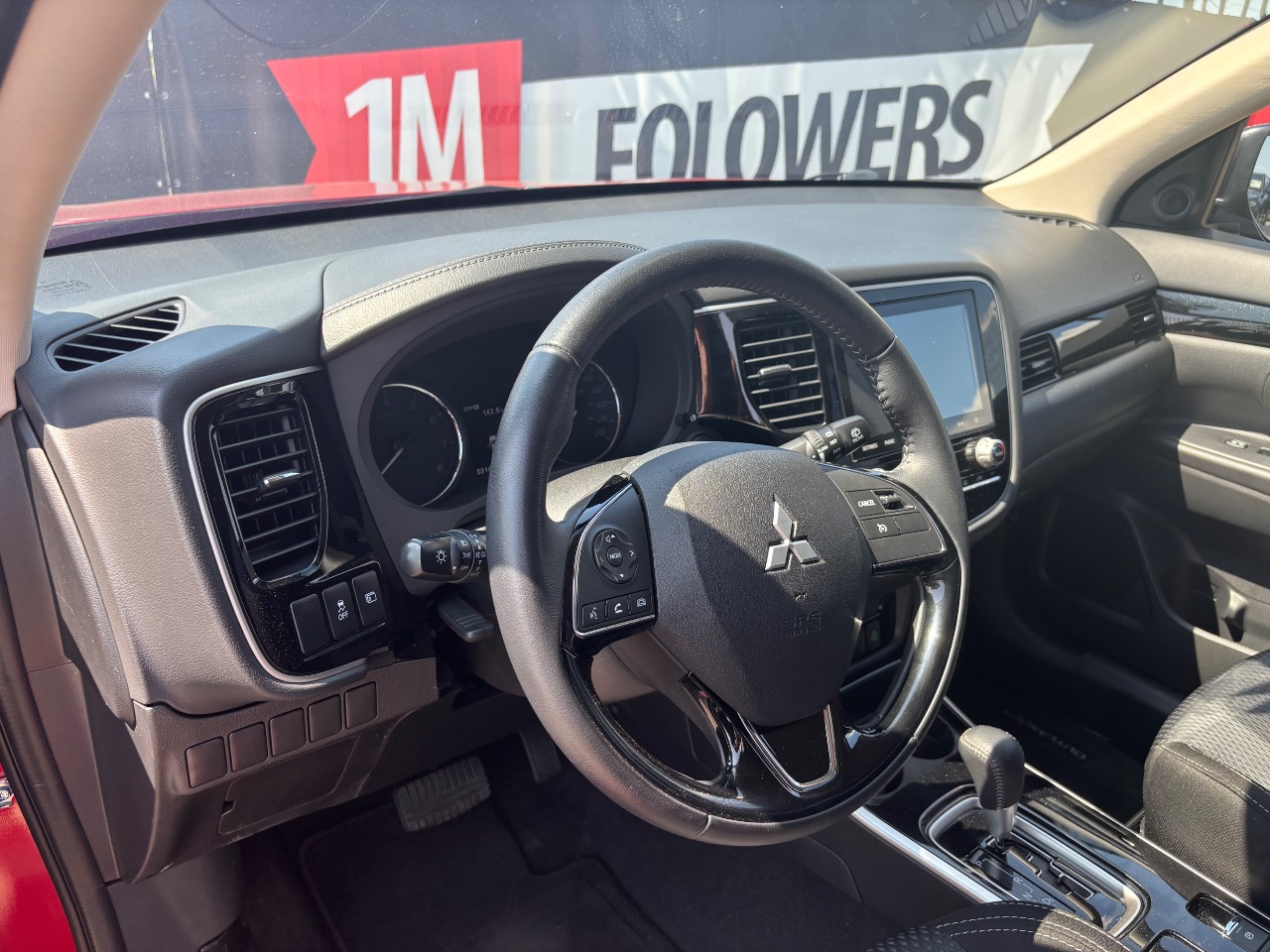 Mitsubishi Outlander - фото 7