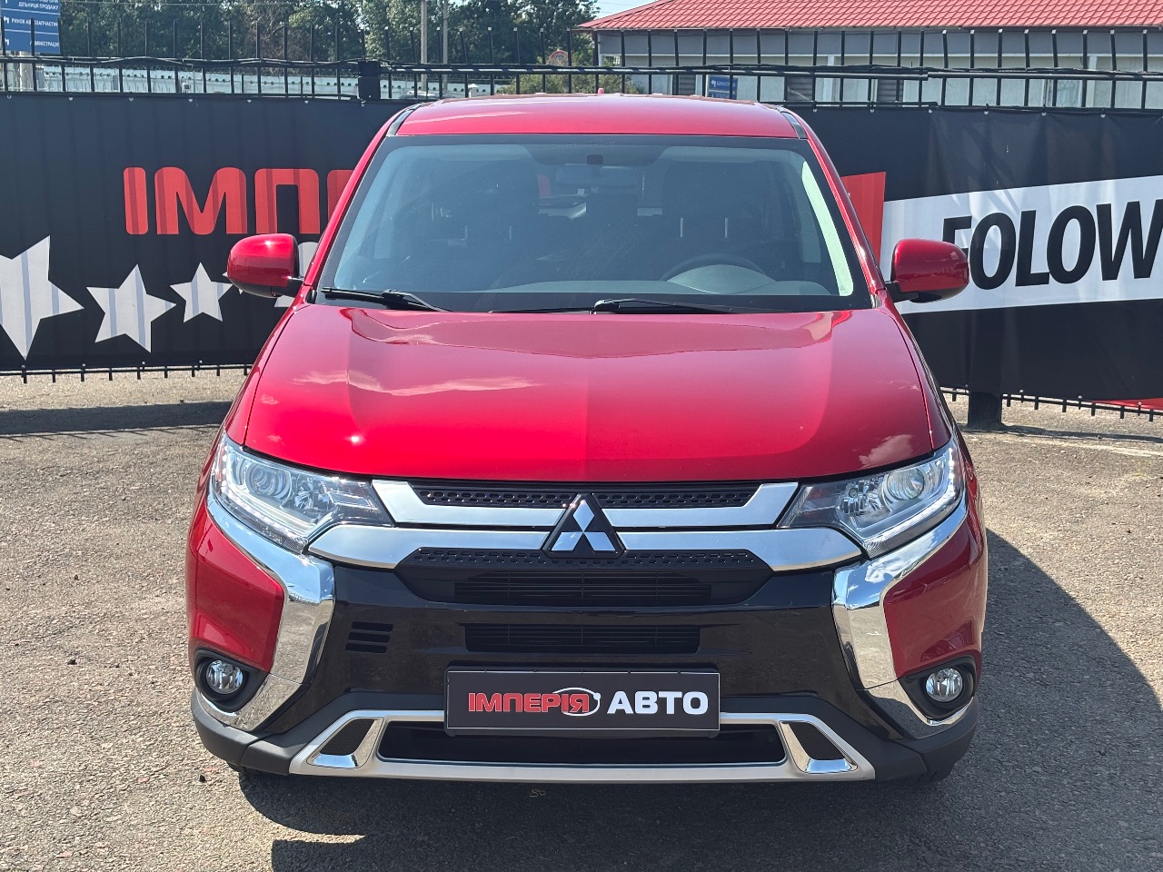 Mitsubishi Outlander - фото 2