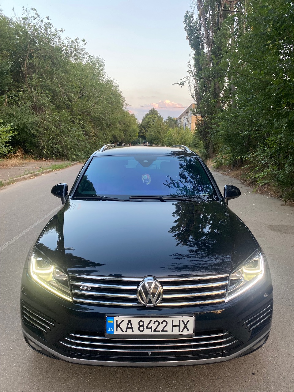 Volkswagen Touareg - фото 2