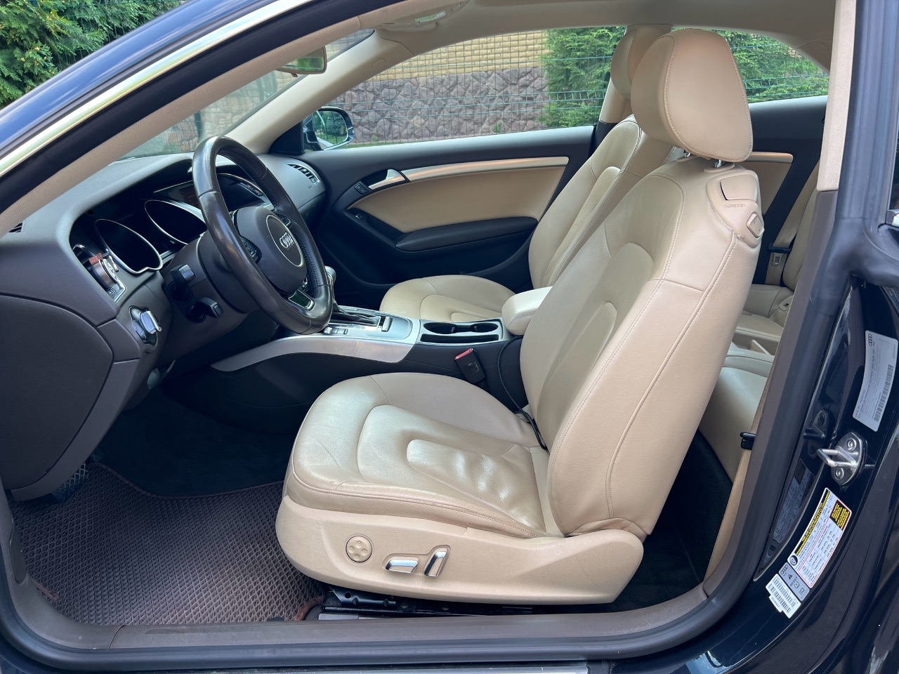 Audi A5 - фото 11