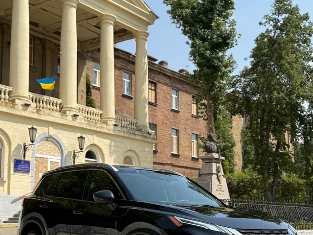 Nissan Rogue - зображення 2