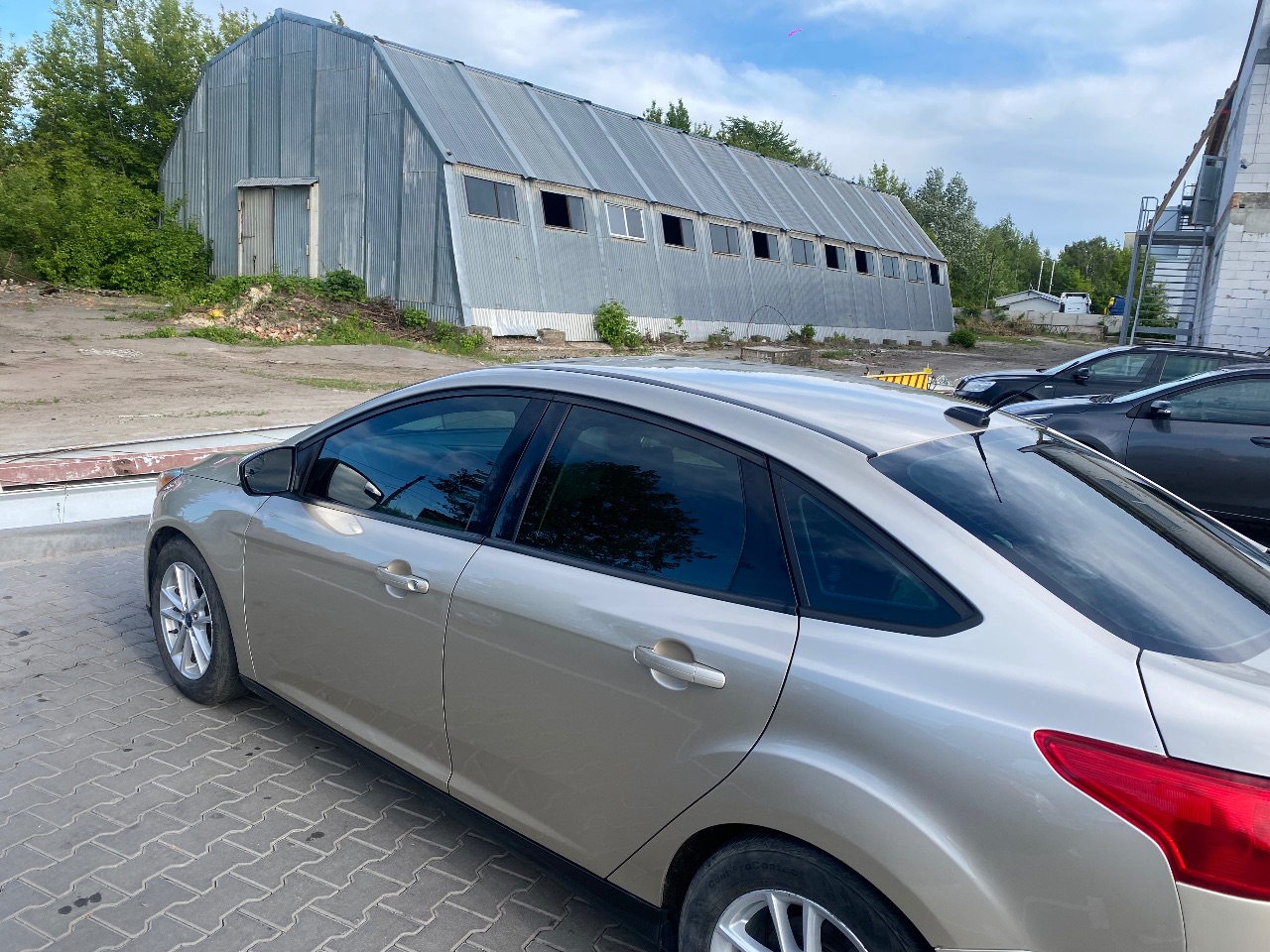 Ford Focus - фото 5