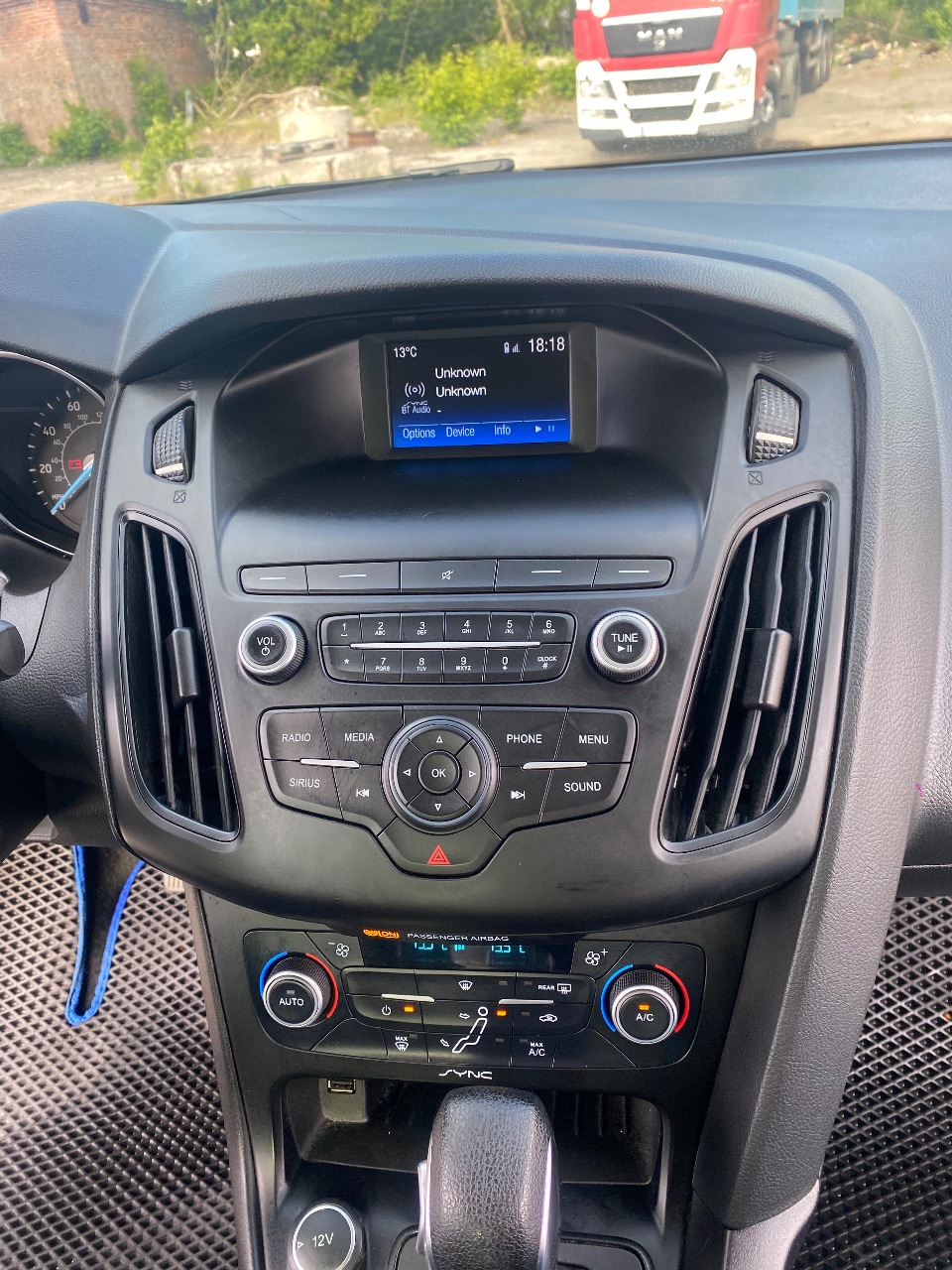 Ford Focus - фото 18