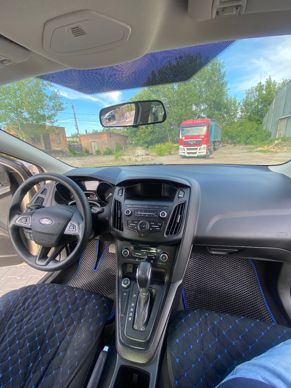 Ford Focus - фото 15