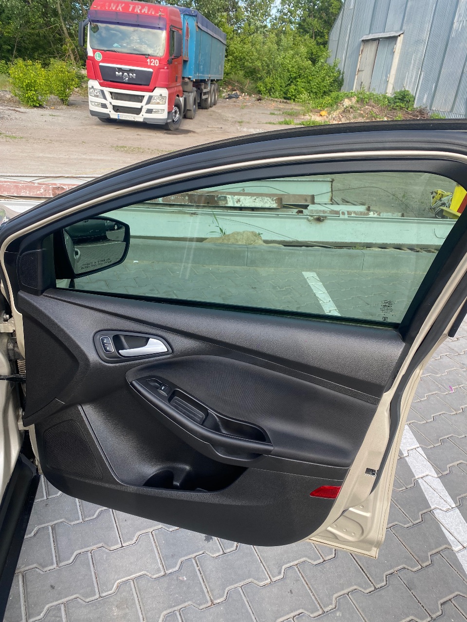 Ford Focus - фото 7