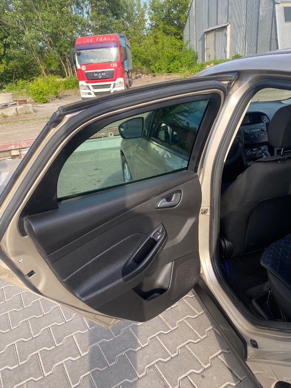 Ford Focus - фото 12