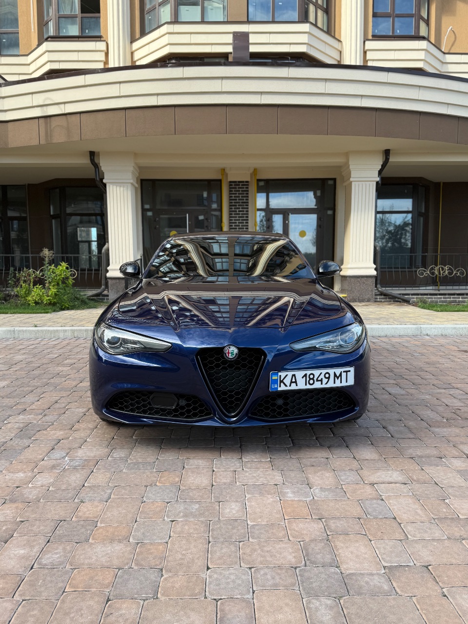 Alfa Romeo Giulia - фото 1