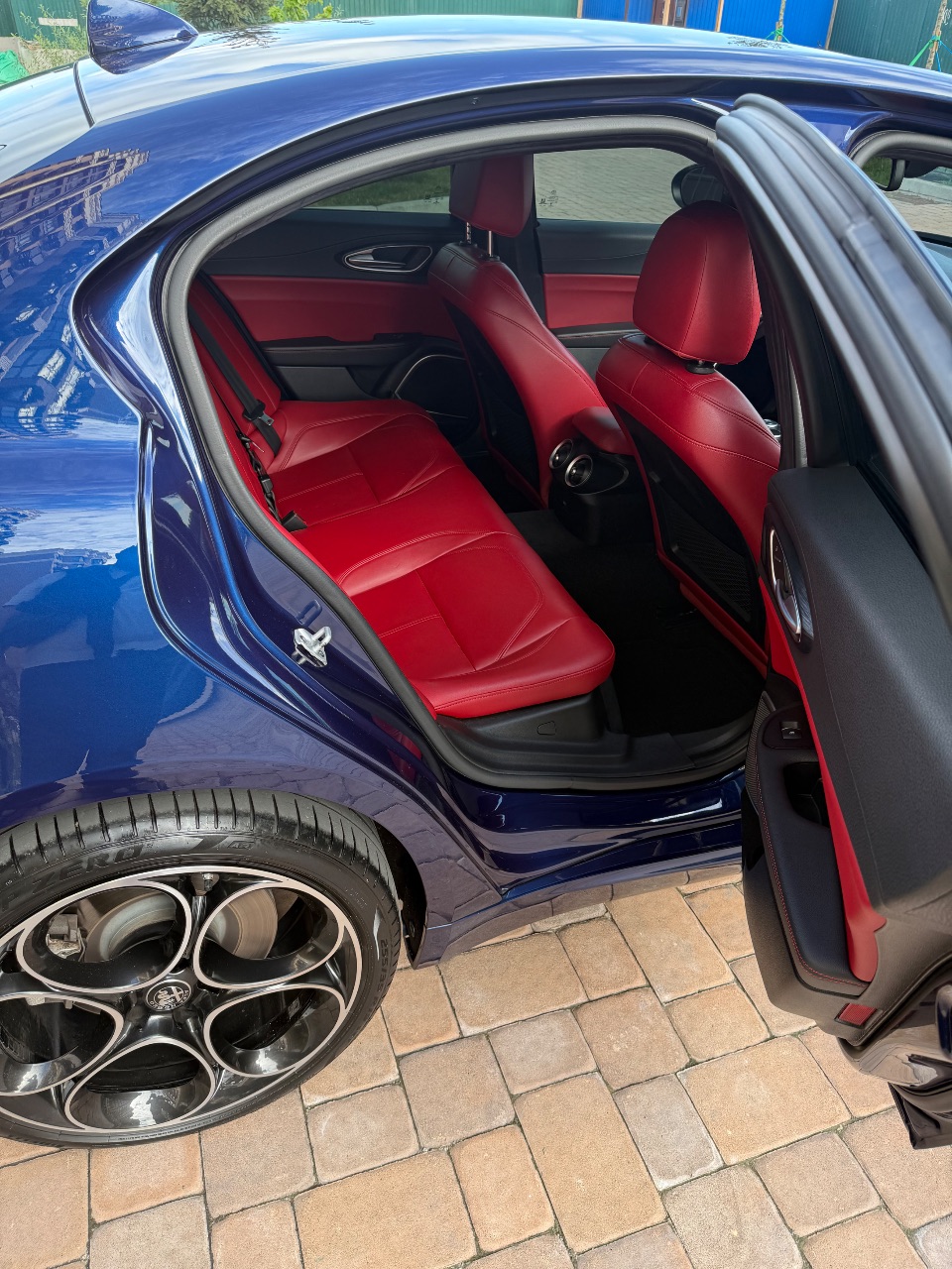 Alfa Romeo Giulia - фото 9