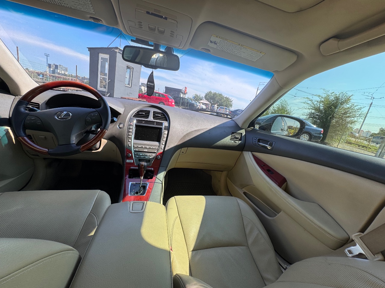 Lexus ES - фото 12